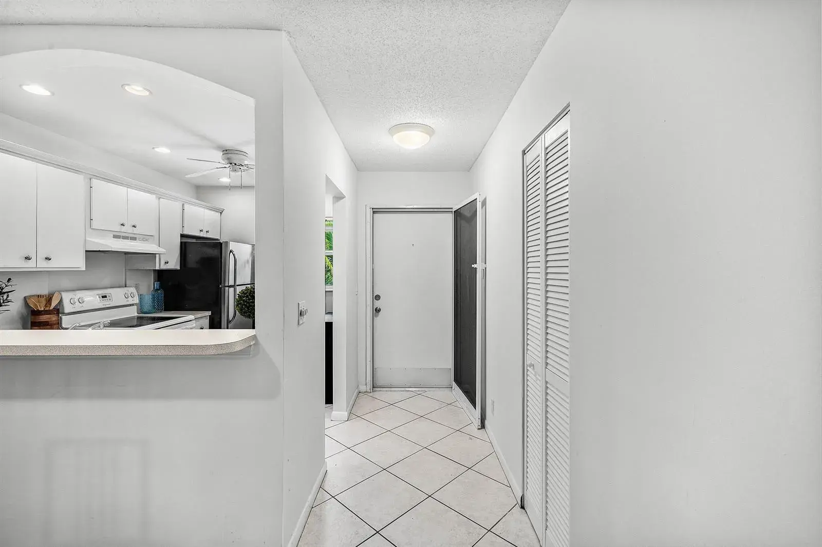 207 Tropic Isle Drive # 208, Delray Beach FL 33483