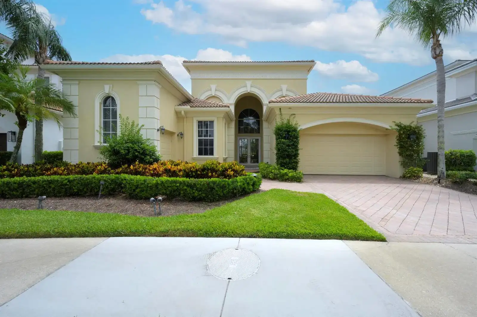 118 MONTE CARLO Drive, Palm Beach Gardens FL 33418