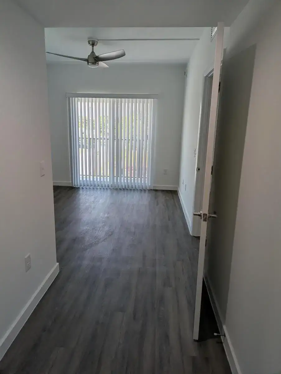 2202 N Tamarind Avenue # 202, West Palm Beach FL 33407 photo 4