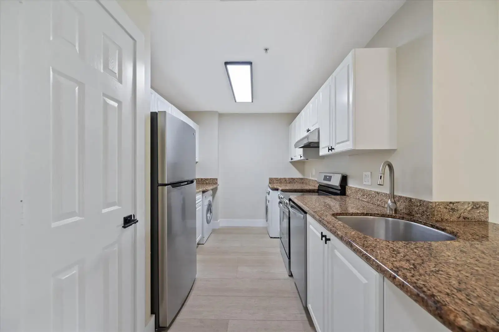2020 Greenview Shores Boulevard # 102, Wellington FL 33414 photo 5