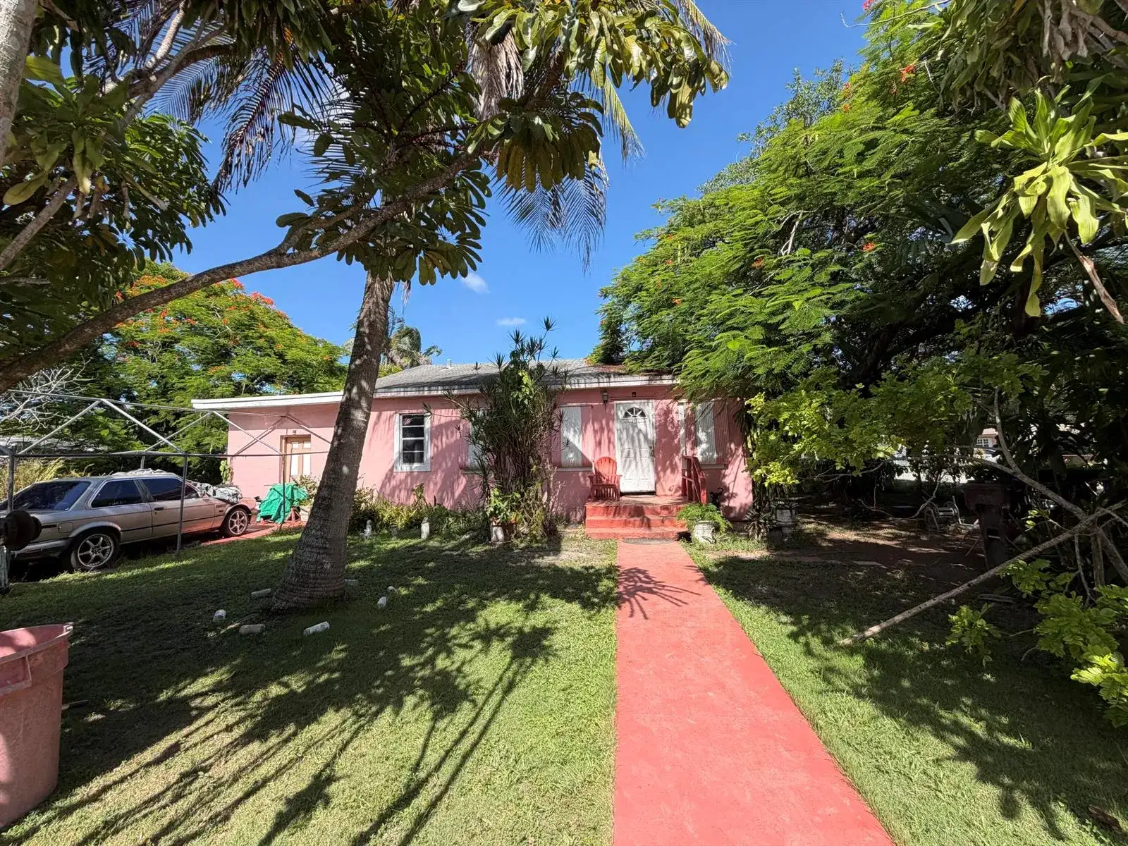 17301 NE 4TH Avenue, North Miami Beach FL 33162 photo 3