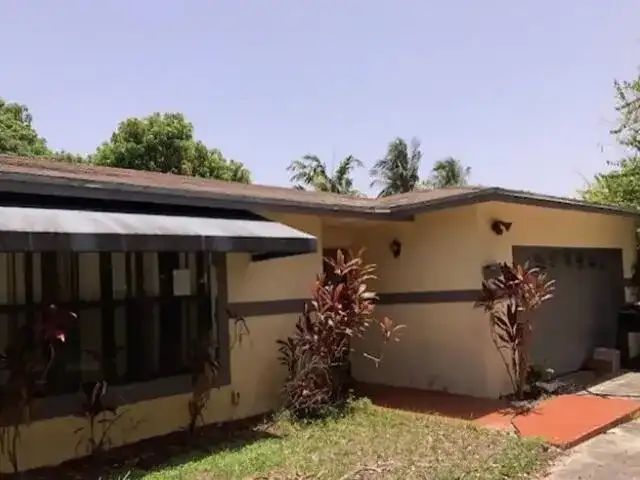 251 SW 16TH Street, Pompano Beach FL 33060