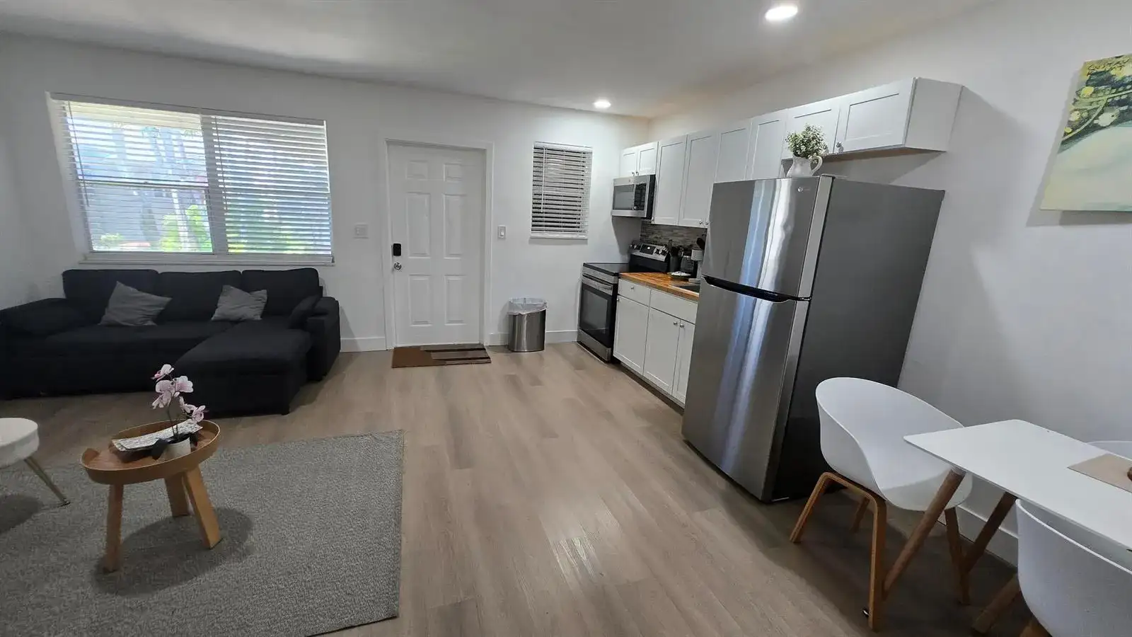 704 NE 8th Street # 10, Hallandale Beach FL 33009 photo 4
