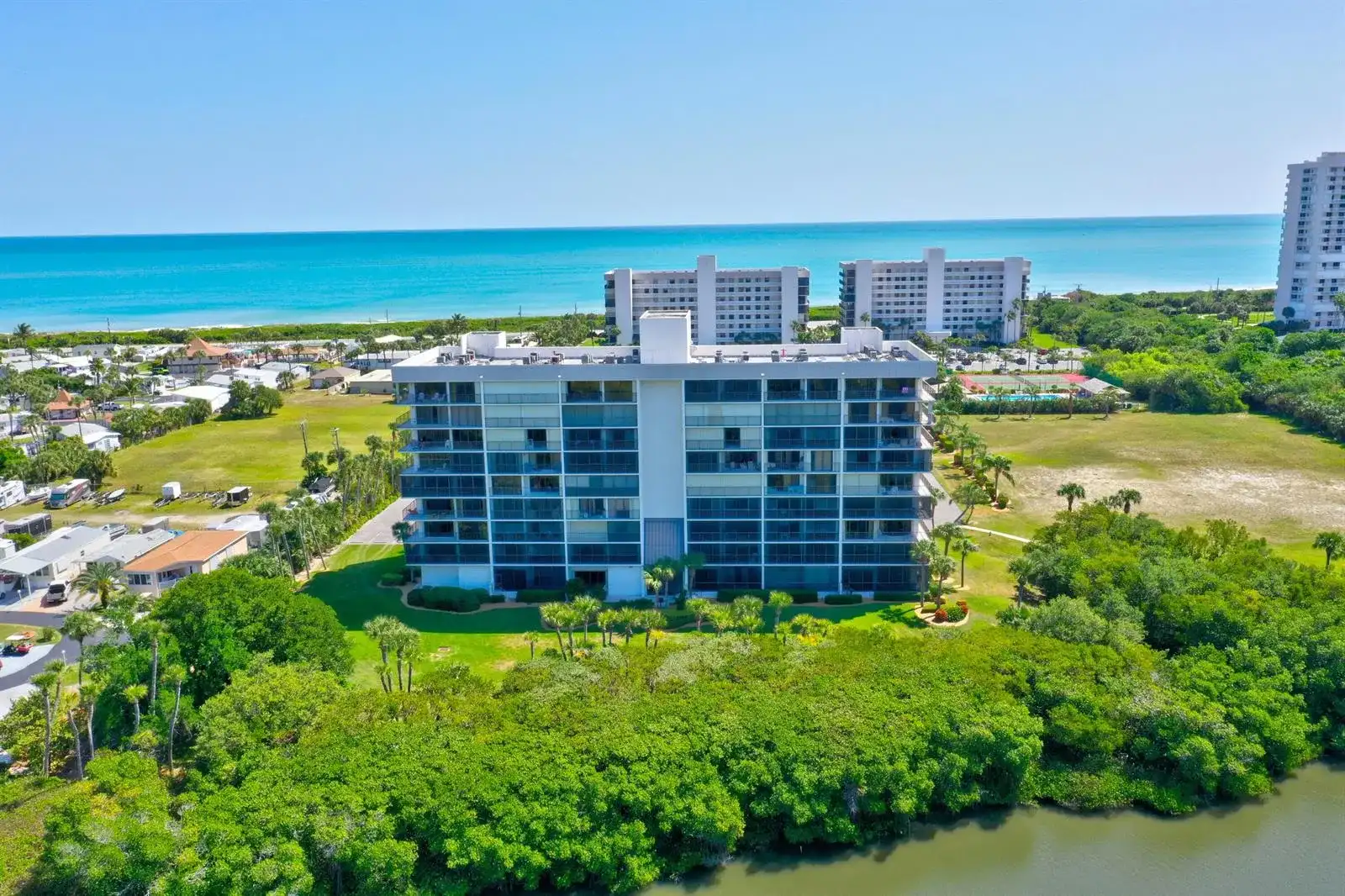 5059 N HIGHWAY A1A # 206, Hutchinson Island FL 34949