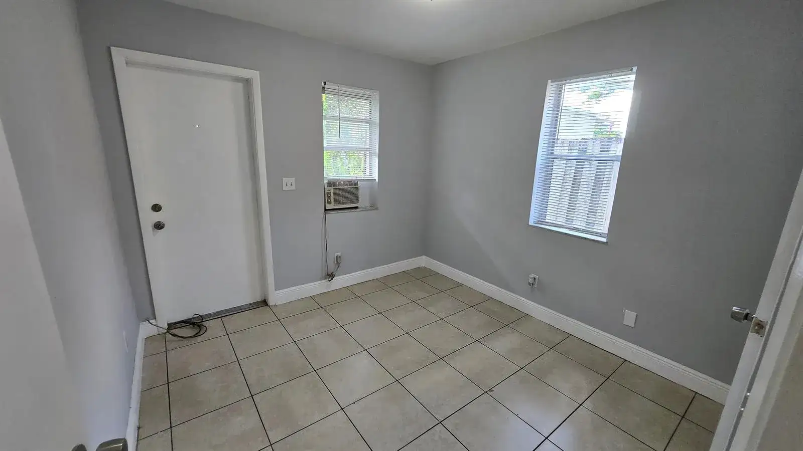 1012 NW 2ND # 6, Hallandale Beach FL 33009 photo 4