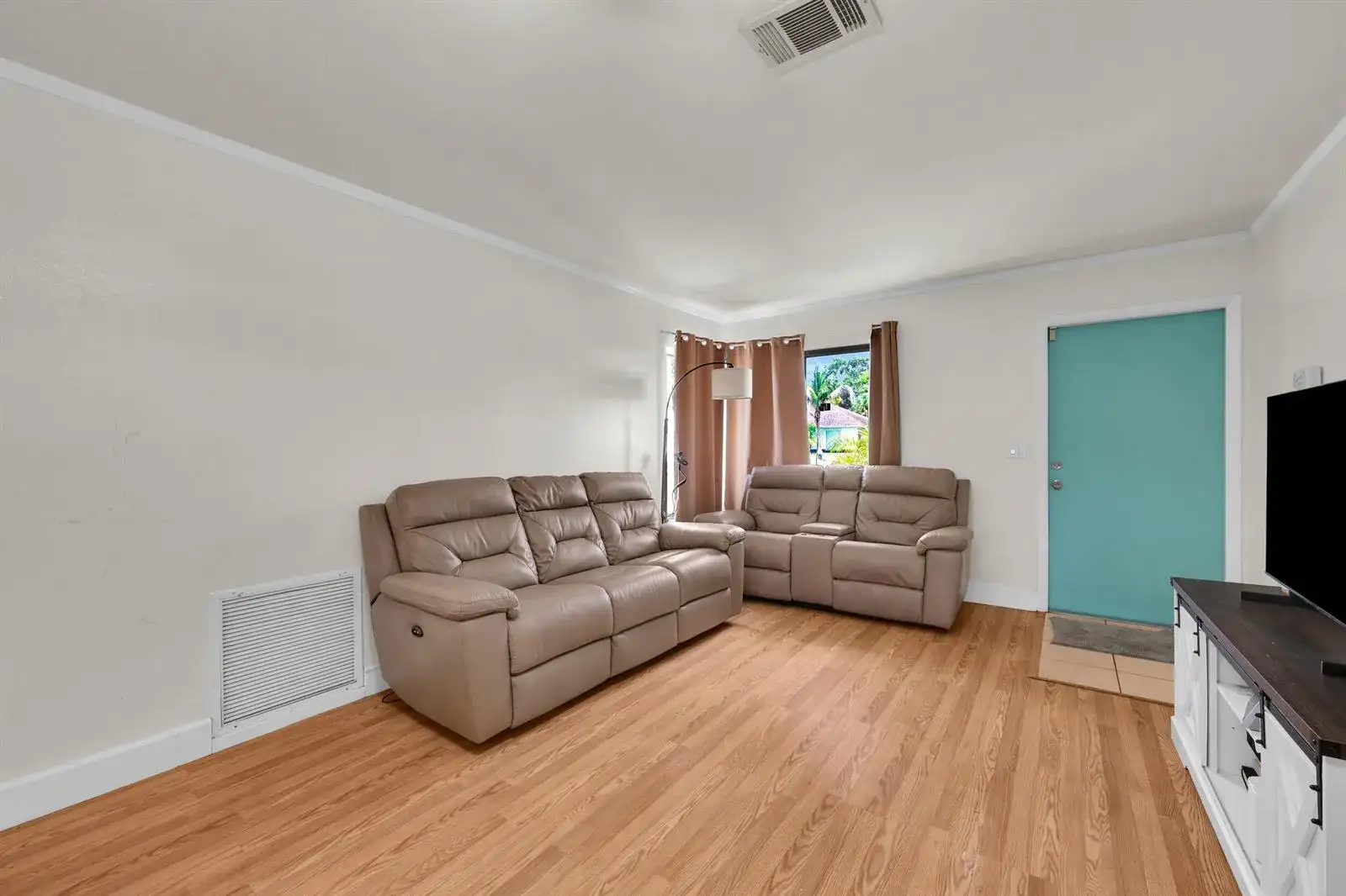 741 23RD Avenue SW, Vero Beach FL 32962 photo 4