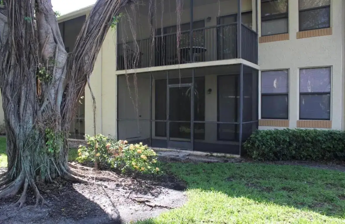 1256 S Military Trail # 911, Deerfield Beach FL 33442