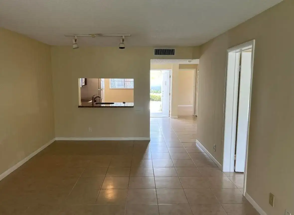 1256 S Military Trail # 911, Deerfield Beach FL 33442 photo 2