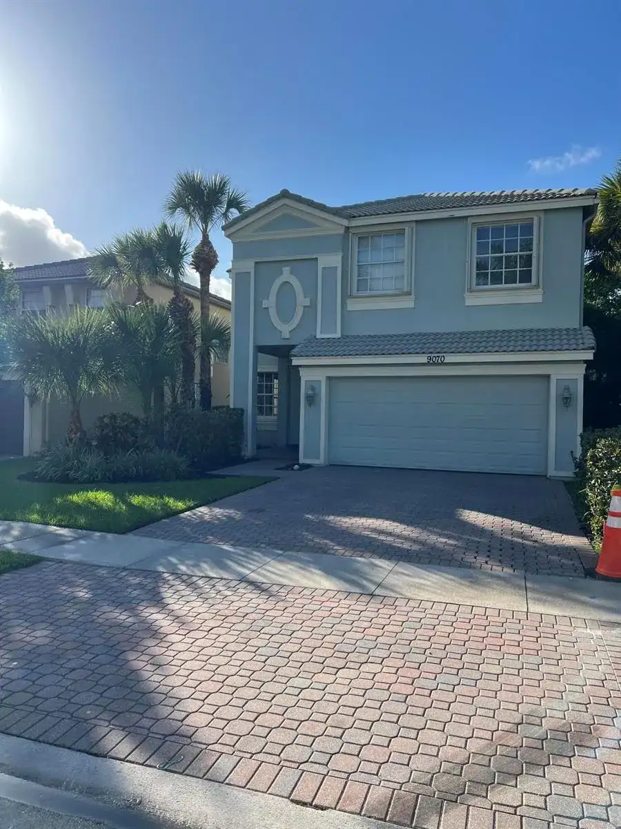 9070 DUPONT Place, Wellington FL 33414 photo 2