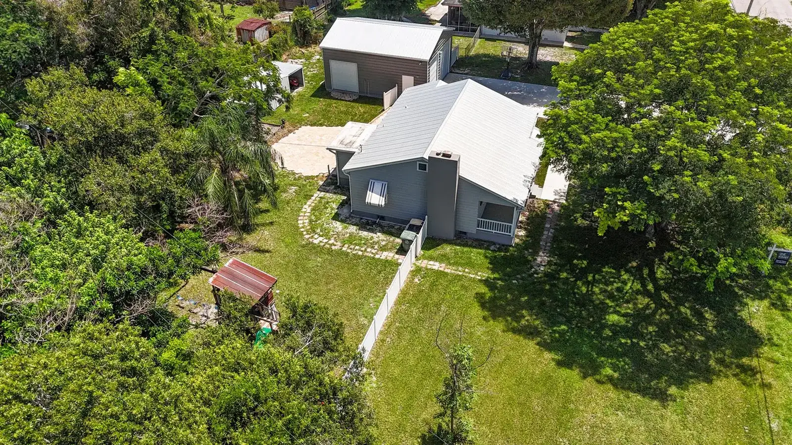1126 Pine Avenue, Fort Pierce FL 34982 photo 5