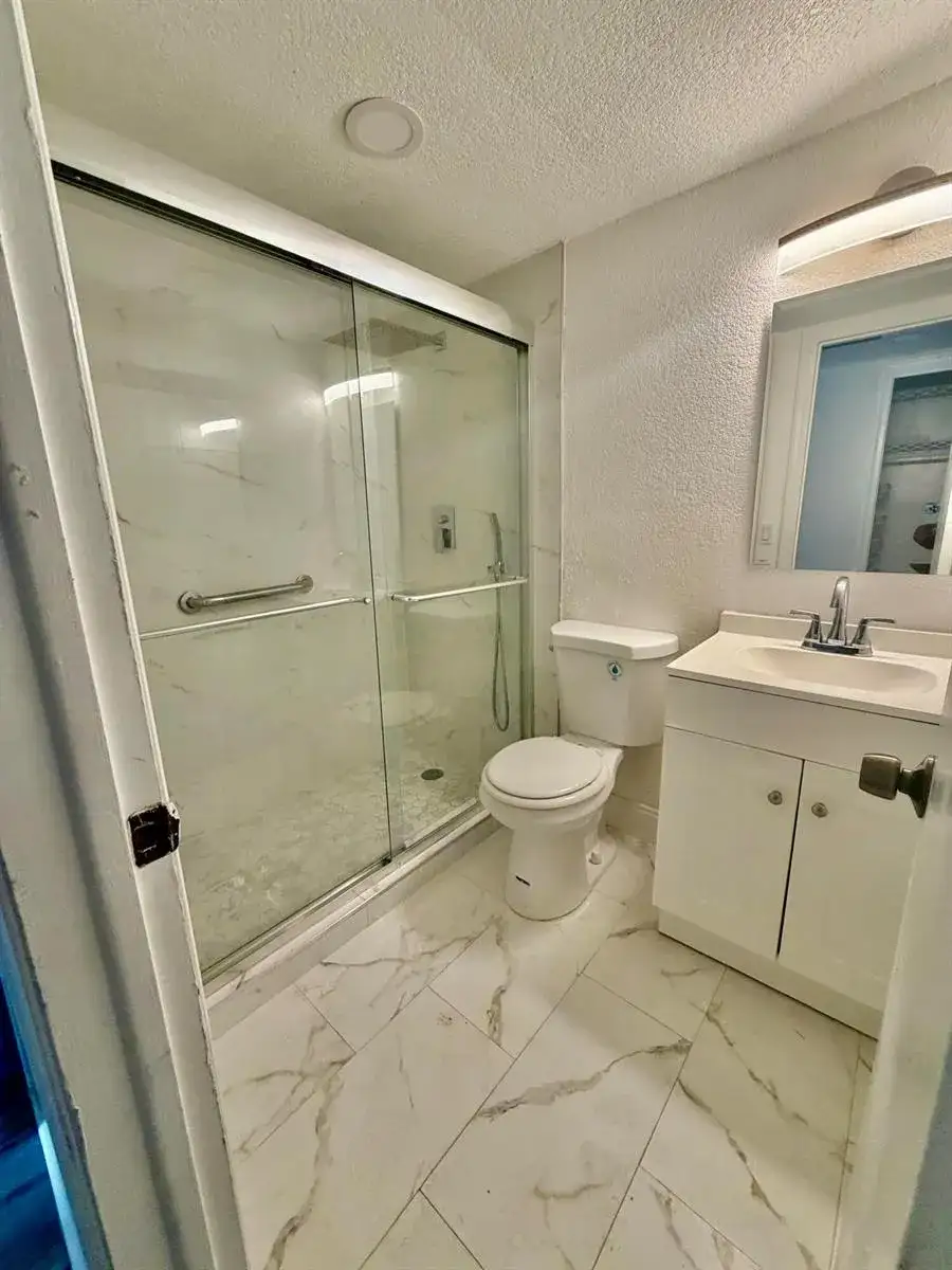 3301 SPANISH MOSS Terrace # 303, Lauderhill FL 33319 photo 5