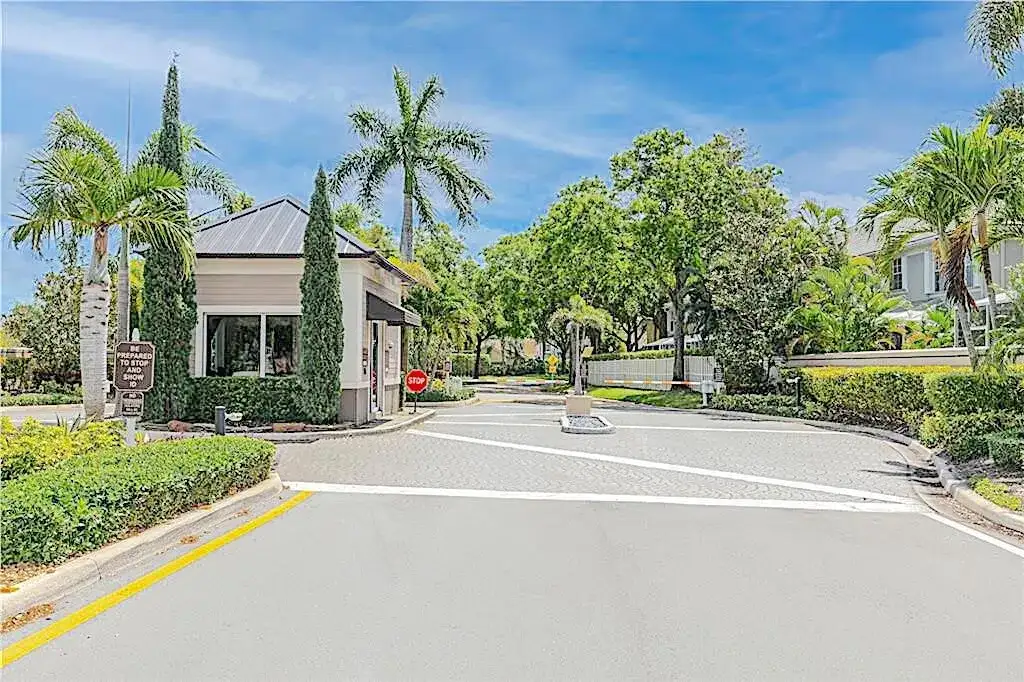 5387 GRAND PARK Place, Boca Raton FL 33486 photo 4