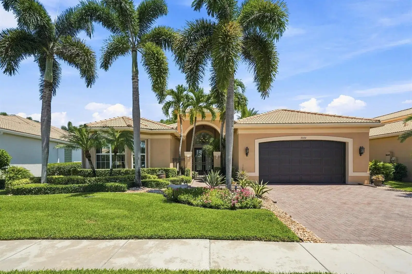 10684 Whitewind Circle, Boynton Beach FL 33473 photo 5