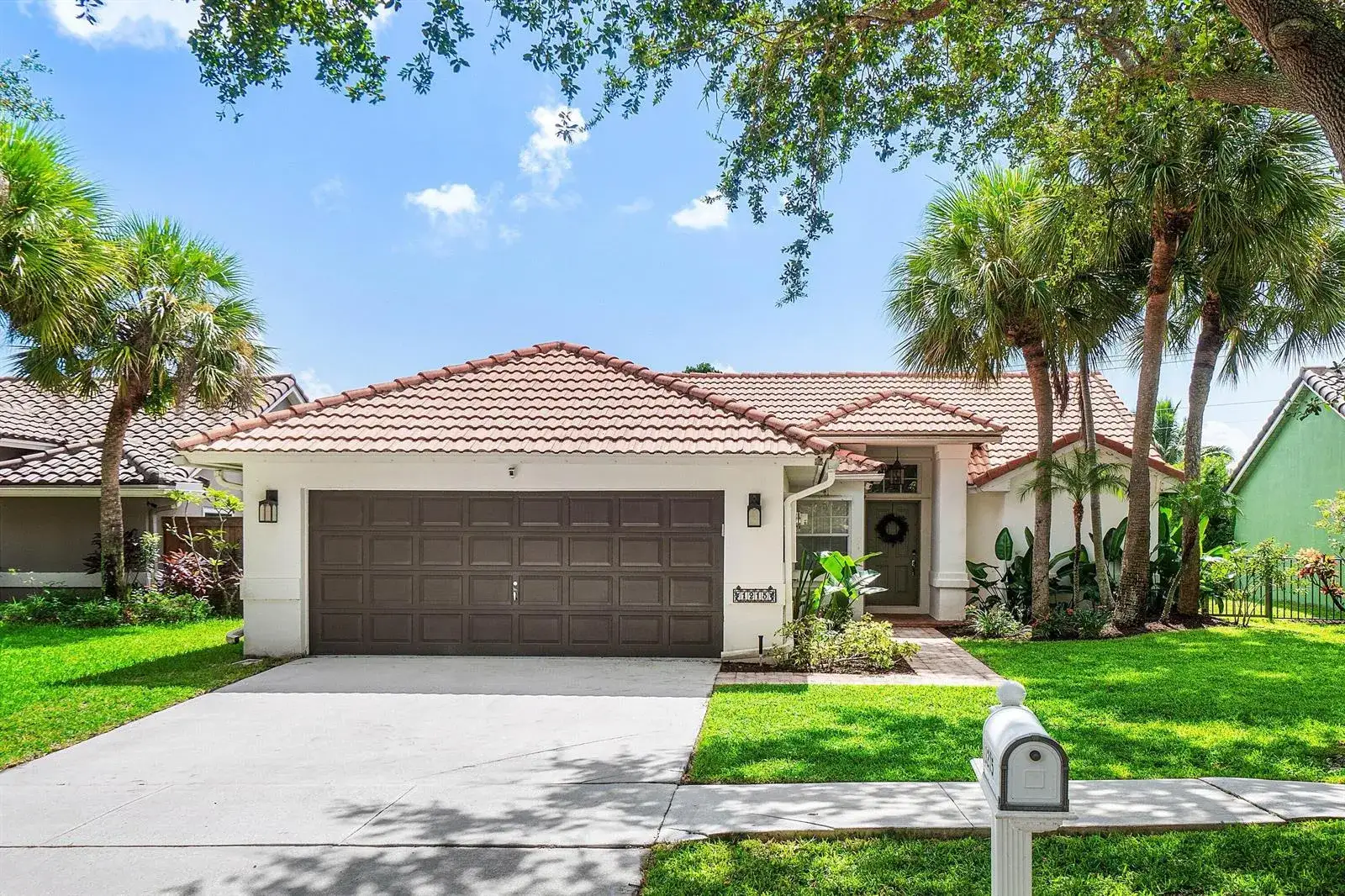 1215 E LANCEWOOD Place, Delray Beach FL 33445