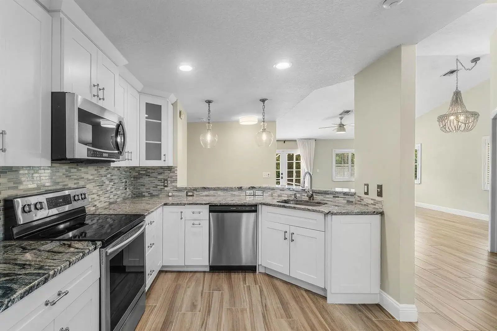 1215 E LANCEWOOD Place, Delray Beach FL 33445 photo 4