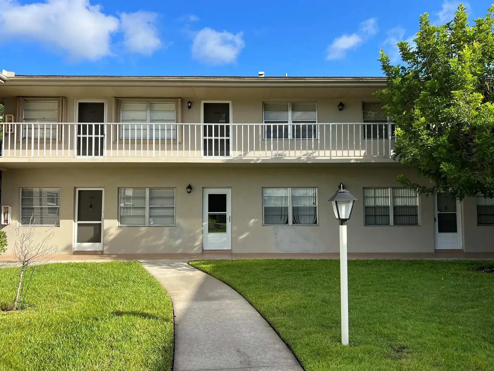 7 LAKE VISTA Trail # 204, Port St. Lucie FL 34952 photo 2