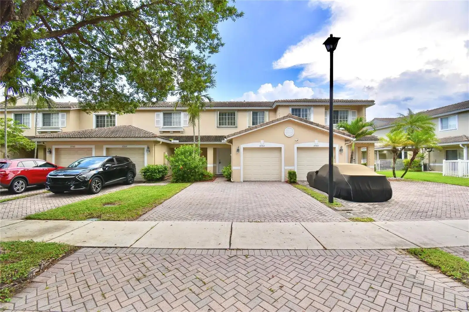 8982 Chambers Street, Tamarac FL 33321 photo 2