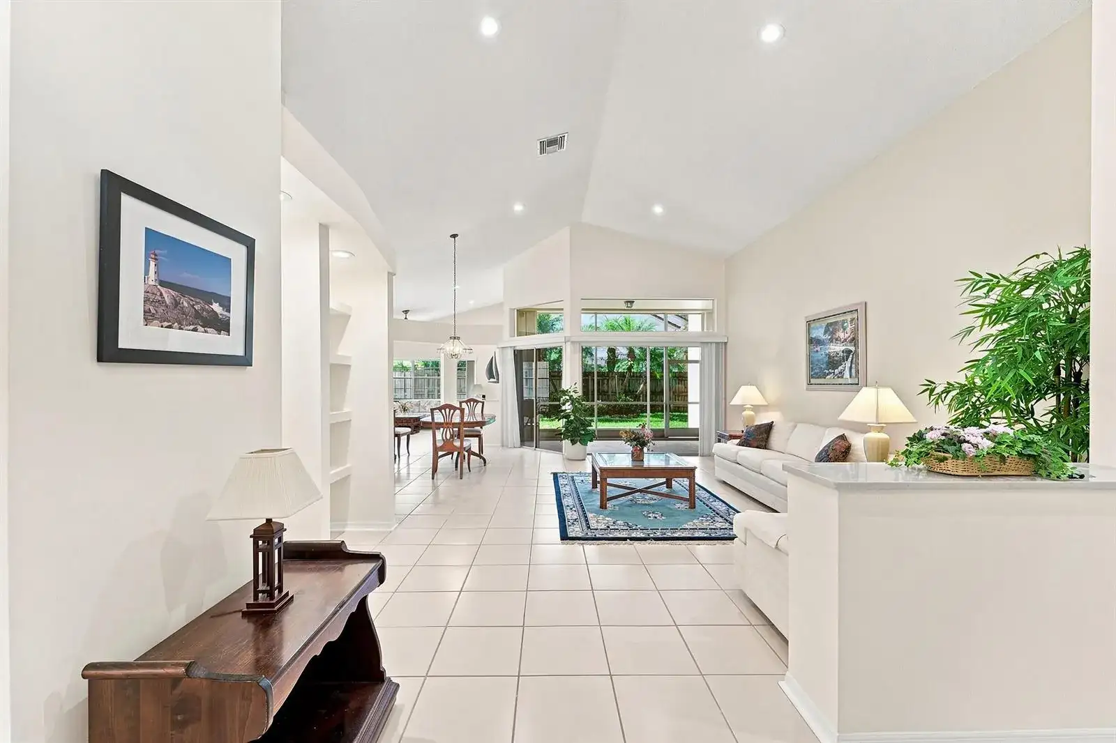 143 Cameron Court, Weston FL 33326 photo 3