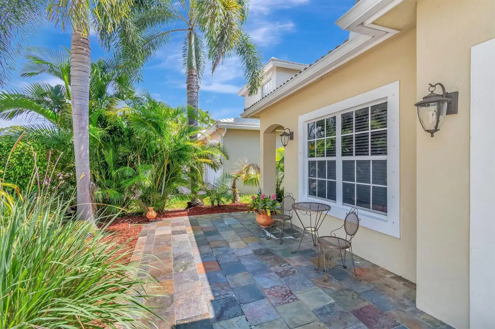 6788 Hendry Drive, Lake Worth FL 33463 photo 2