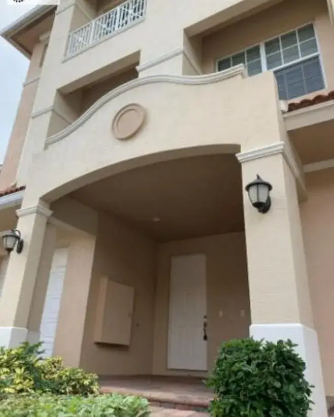 5021 VINE CLIFF Way W, Palm Beach Gardens FL 33418