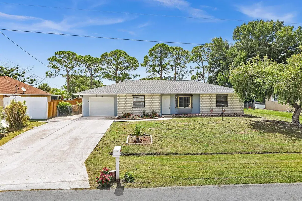 515 NW Twylite Terrace, Port St. Lucie FL 34983