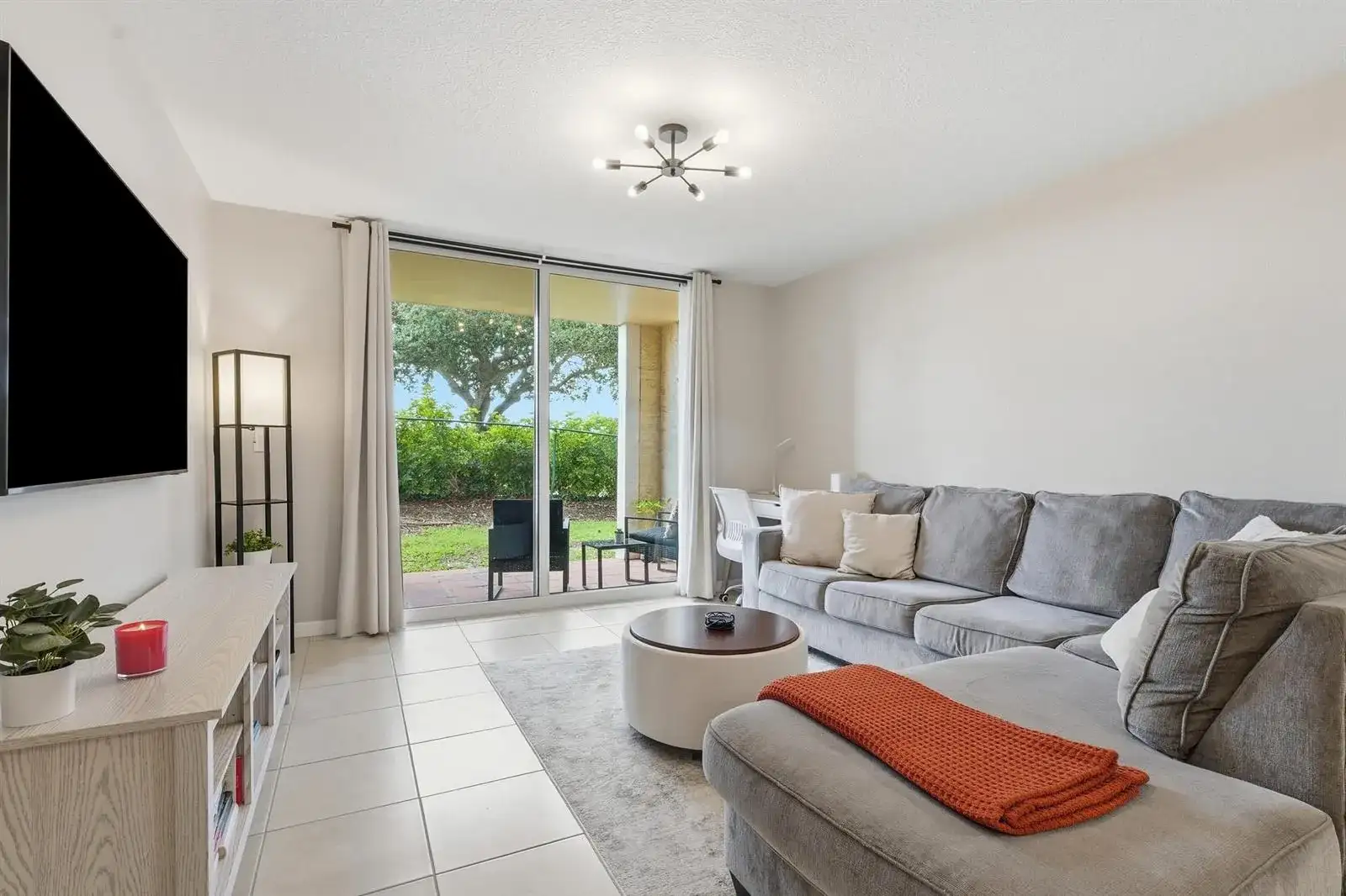 1707 VILLAGE Boulevard # 108, West Palm Beach FL 33409 photo 3