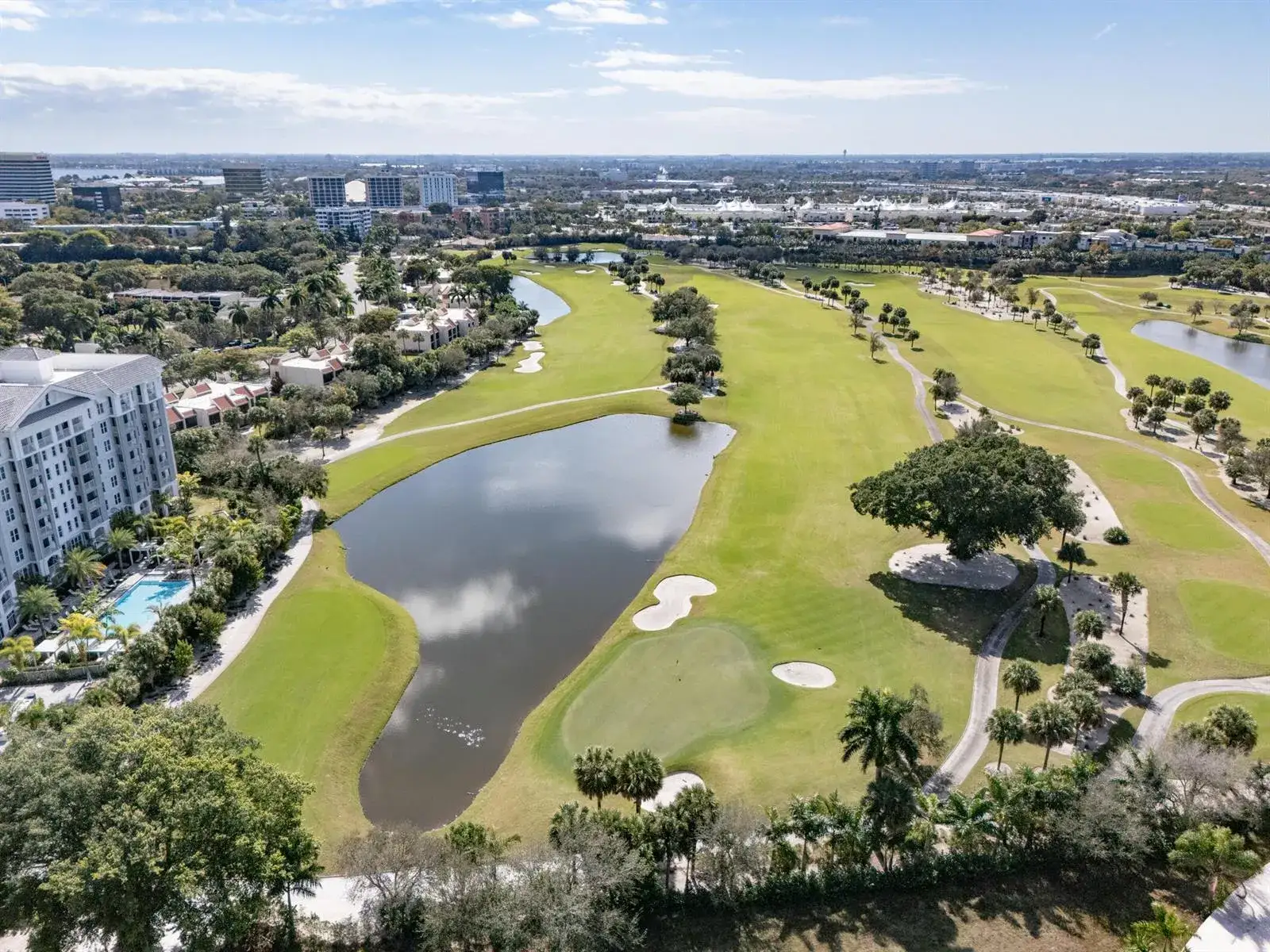 2400 PRESIDENTIAL Way, West Palm Beach FL 33401