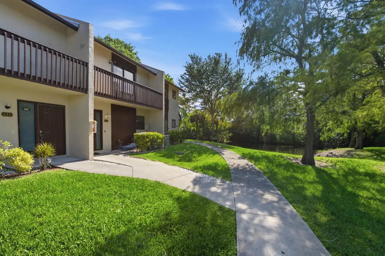 621 NW 47th Street, Deerfield Beach FL 33064 photo 2