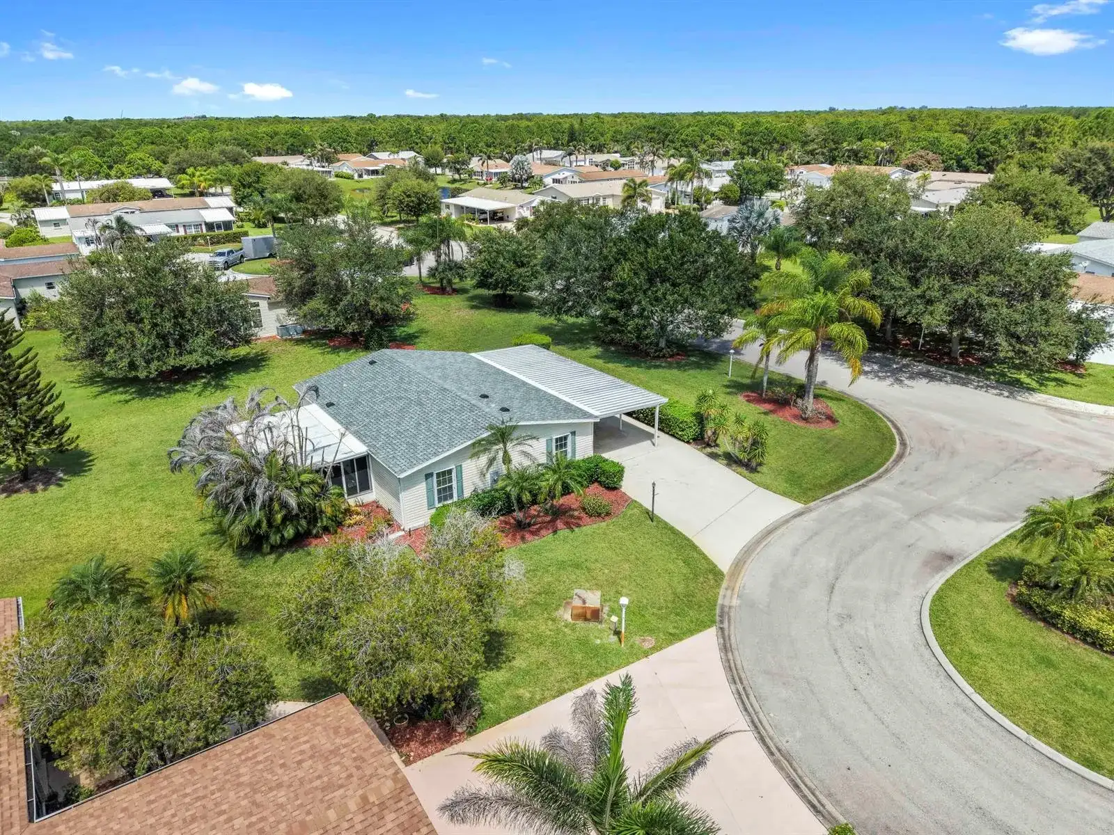 3304 Red Tailed Hawk Drive, Port St. Lucie FL 34952 photo 2