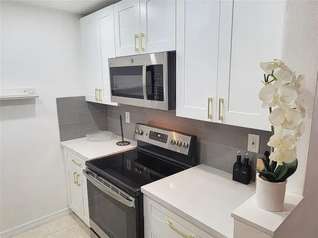 2170 NE 51ST Court # B7, Fort Lauderdale FL 33308 photo 2