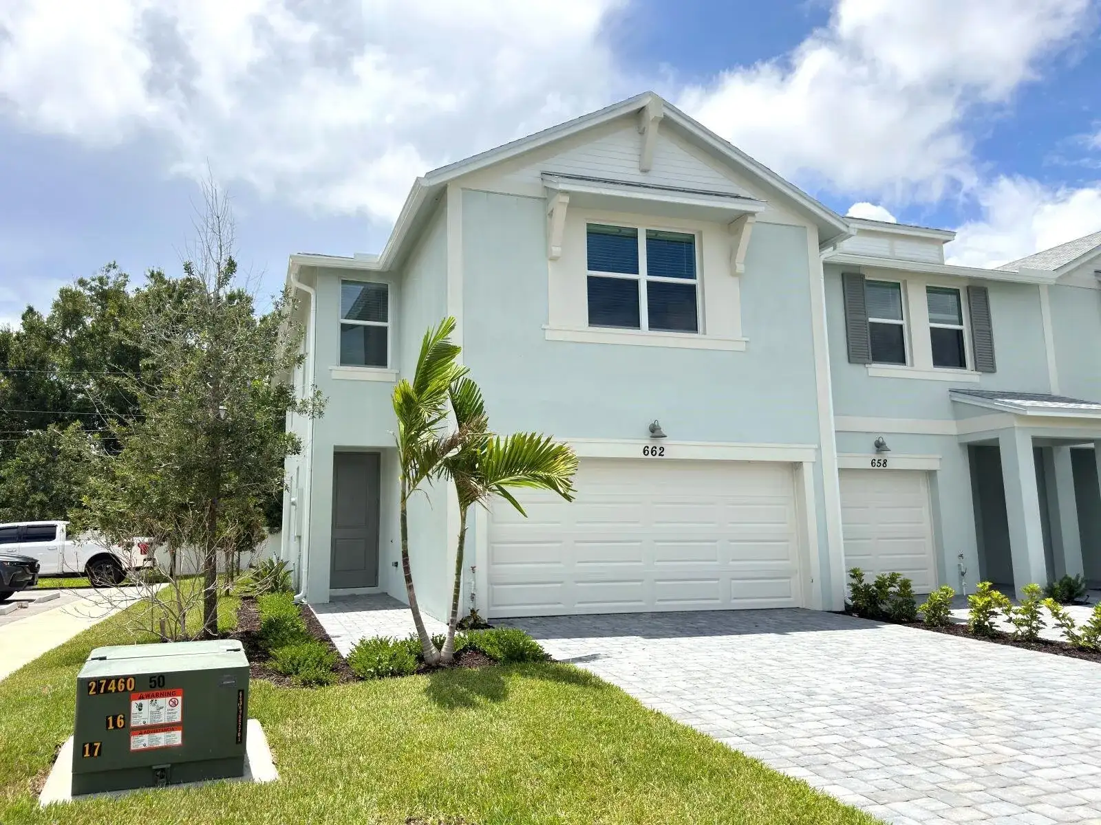 662 Salisbury Circle, Fort Pierce FL 34982 photo 2