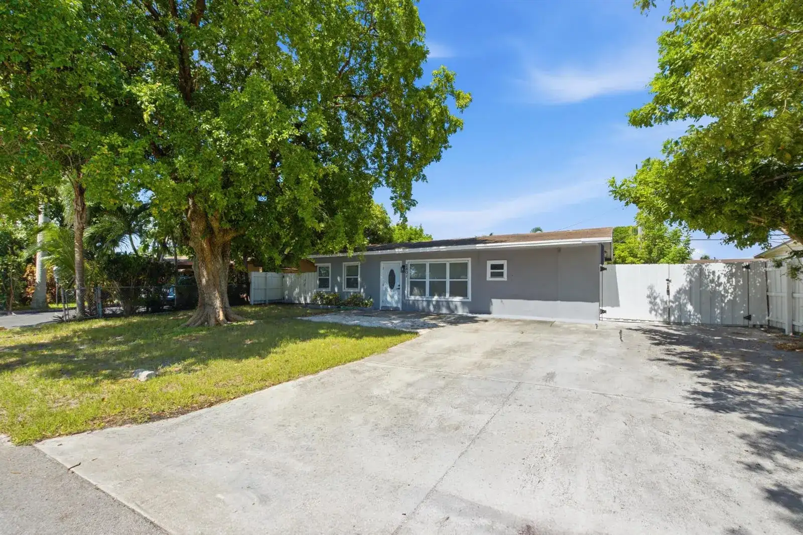 2801 NE 8TH Terrace, Pompano Beach FL 33064 photo 3