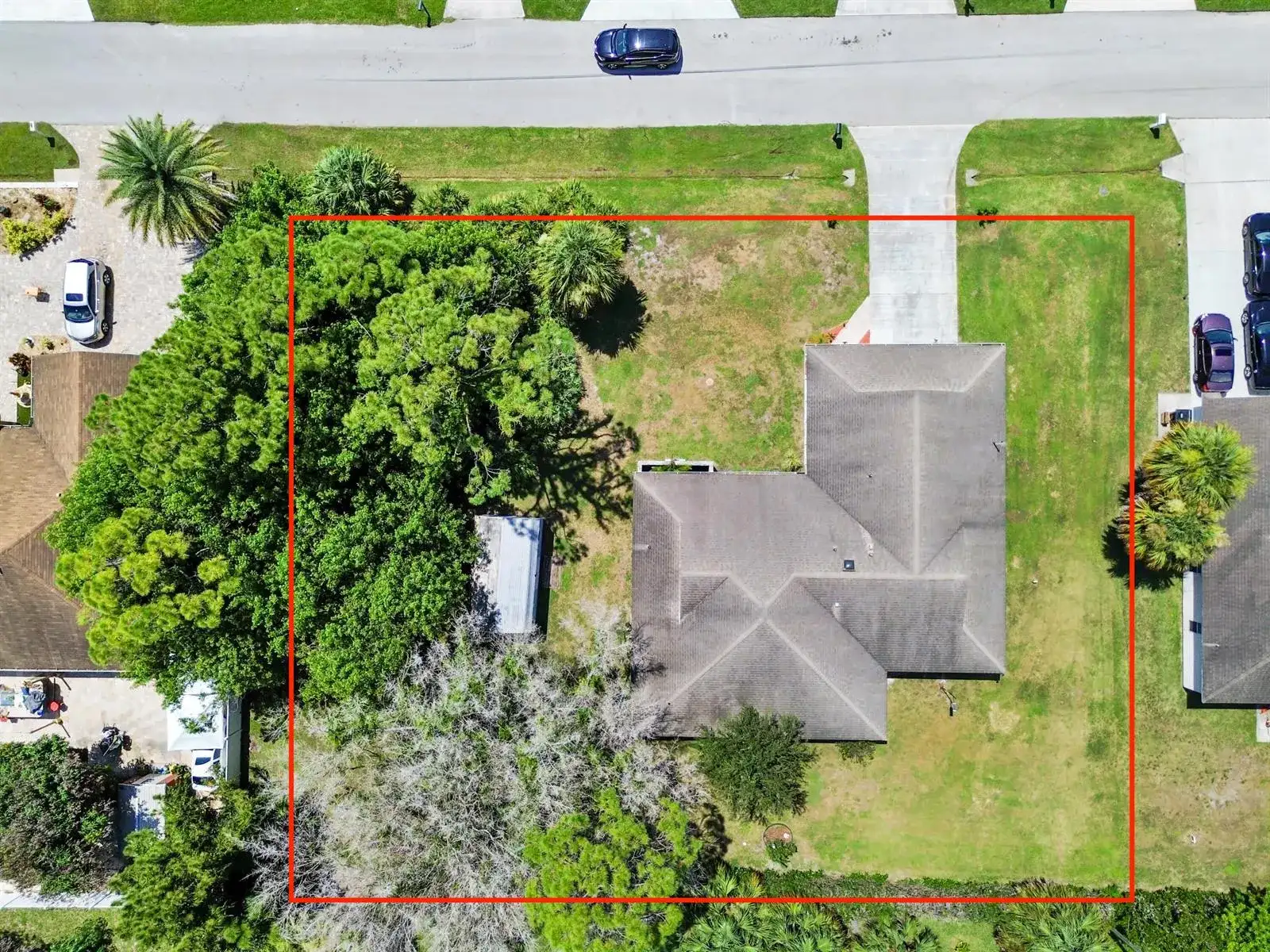 2525 SW Grotto Circle, Port St. Lucie FL 34953 photo 2