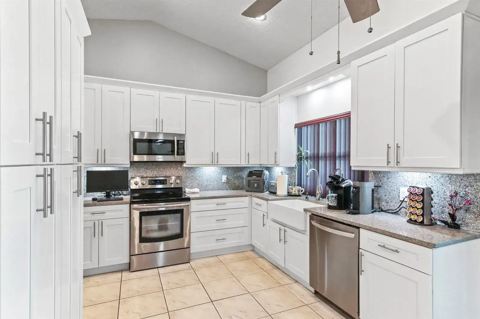 11929 NW 2ND Manor, Coral Springs FL 33071 photo 2
