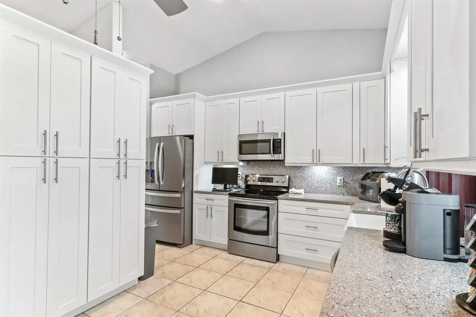 11929 NW 2ND Manor, Coral Springs FL 33071 photo 3
