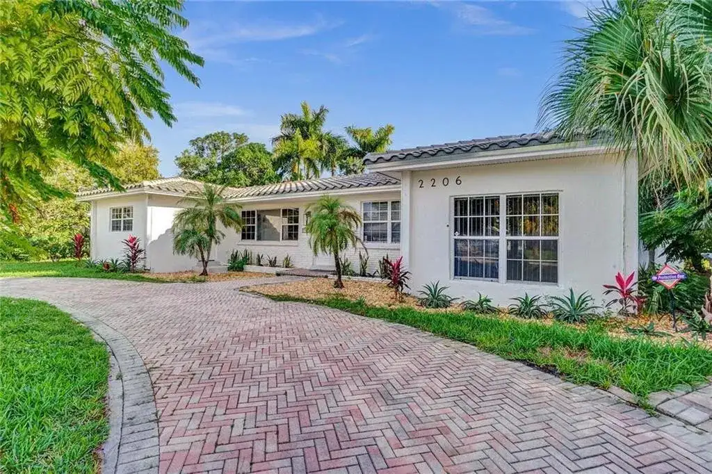 2206 SE 14TH Street, Pompano Beach FL 33062 photo 5