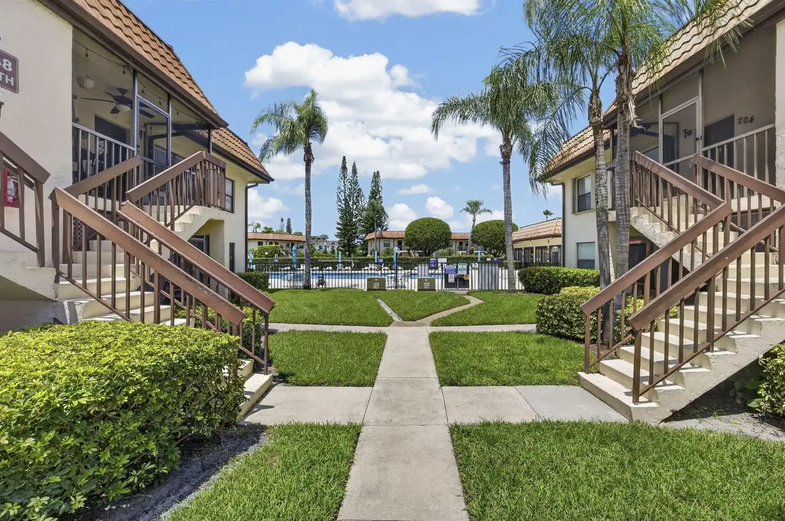7262 GOLF COLONY Court # 204, Lake Worth FL 33467