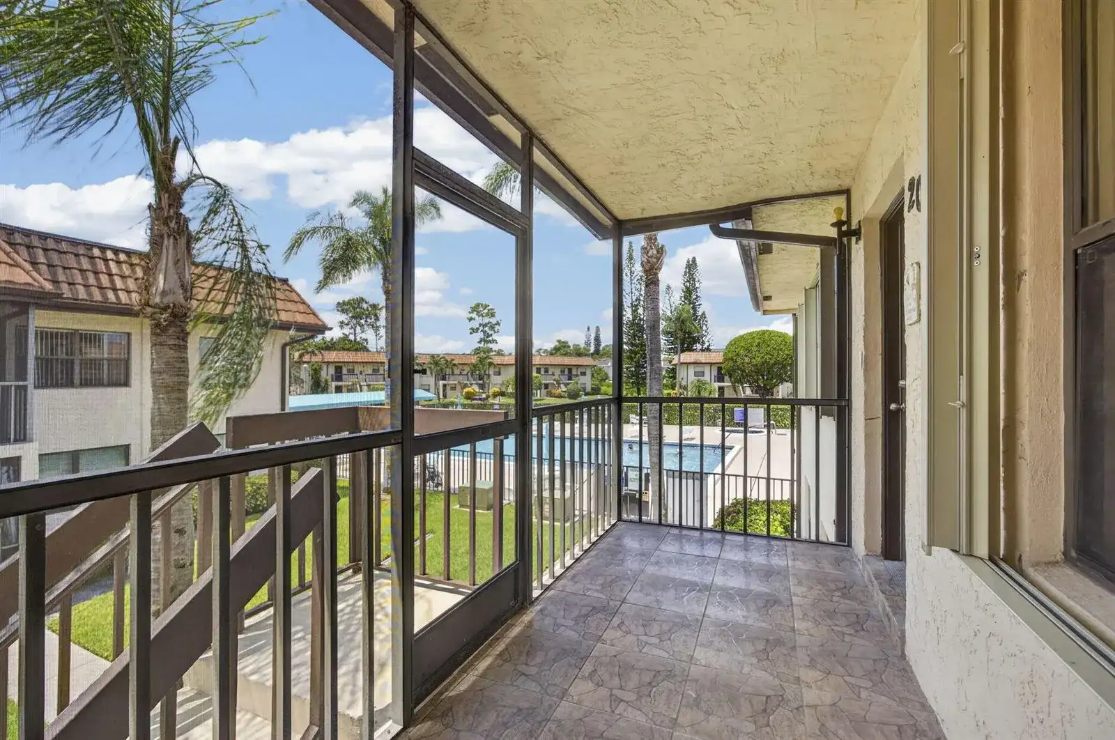 7262 GOLF COLONY Court # 204, Lake Worth FL 33467 photo 3