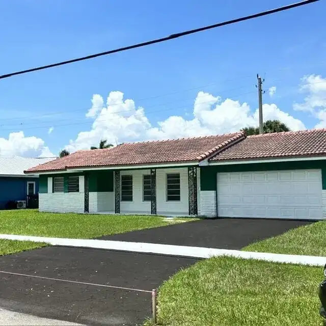 3633 NE 6TH Drive, Boca Raton FL 33431 photo 2