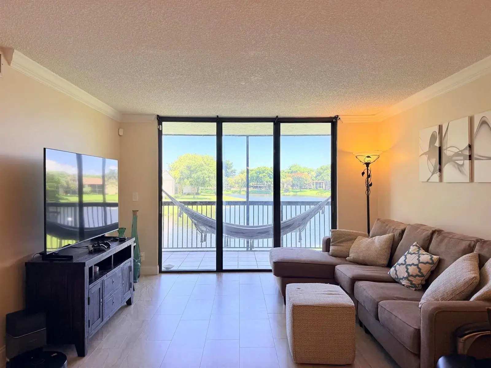 1266 S MILITARY Trail # 525, Deerfield Beach FL 33442