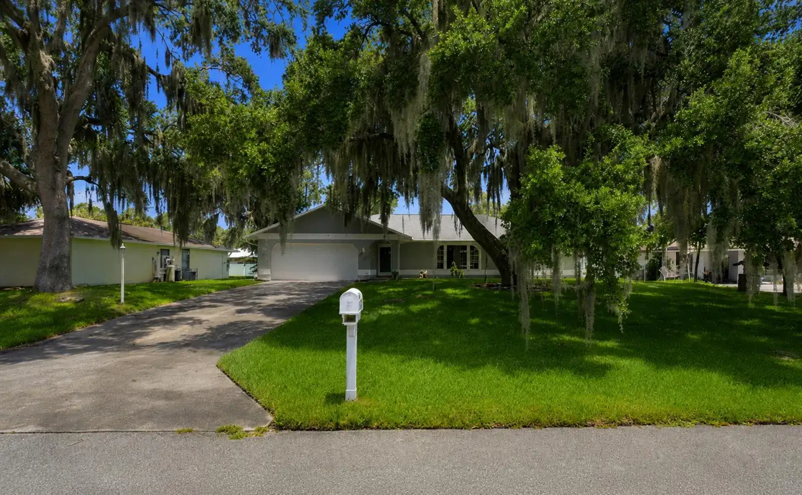 6512 FLORA Way, Fort Pierce FL 34951 photo 4