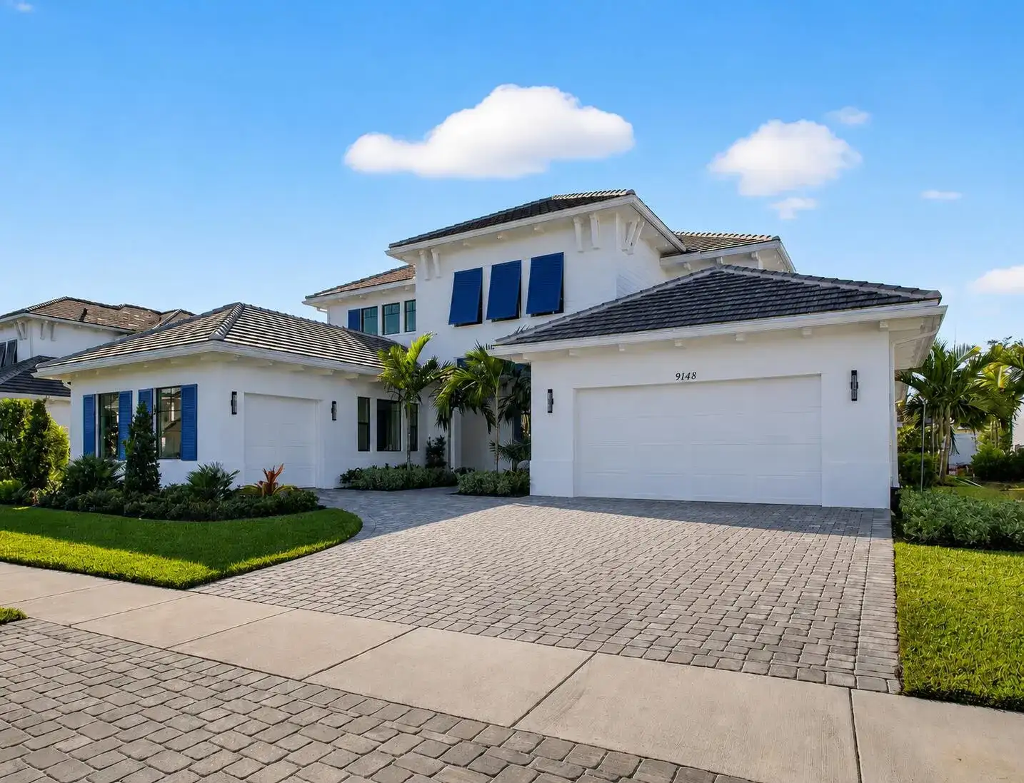 9148 CORAL ISLES Circle, Palm Beach Gardens FL 33412 photo 2