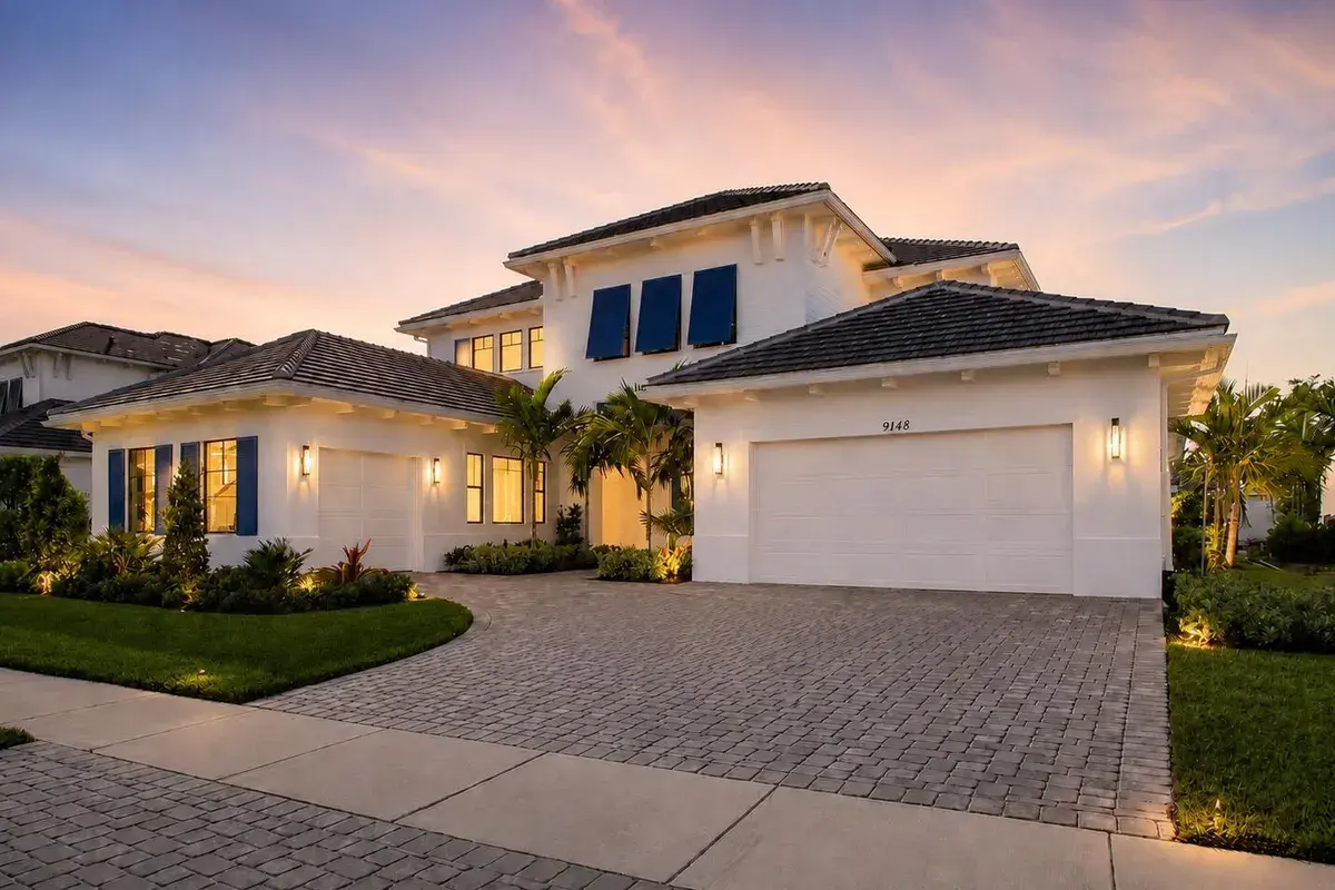9148 CORAL ISLES Circle, Palm Beach Gardens FL 33412