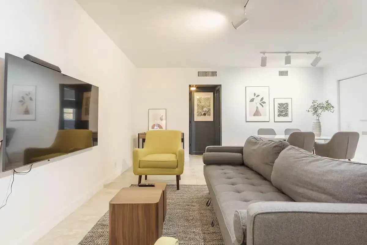 2404 NE 33RD Avenue # 4, Fort Lauderdale FL 33305 photo 4