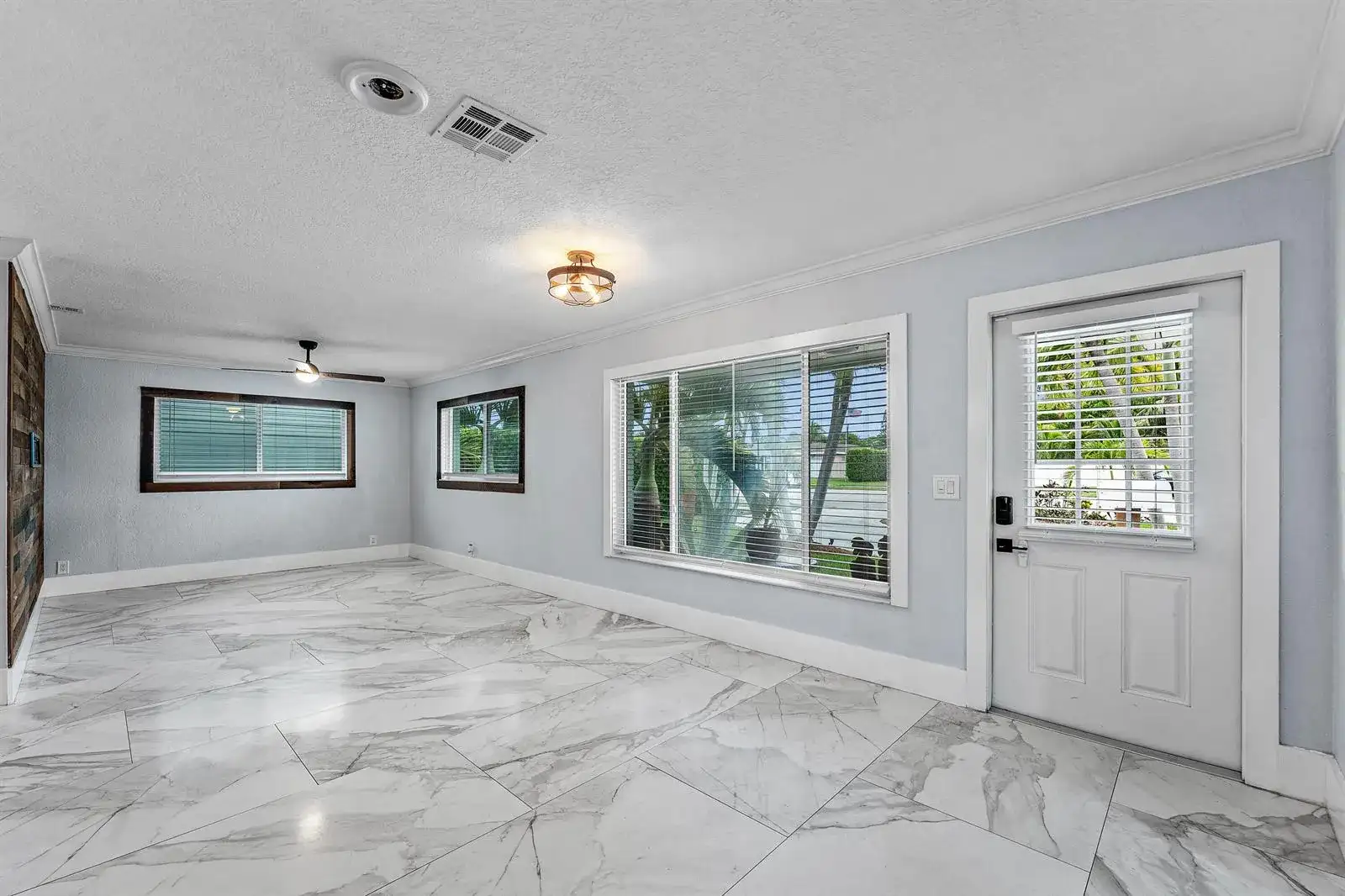 819 6TH Street, Lake Park FL 33403 photo 5