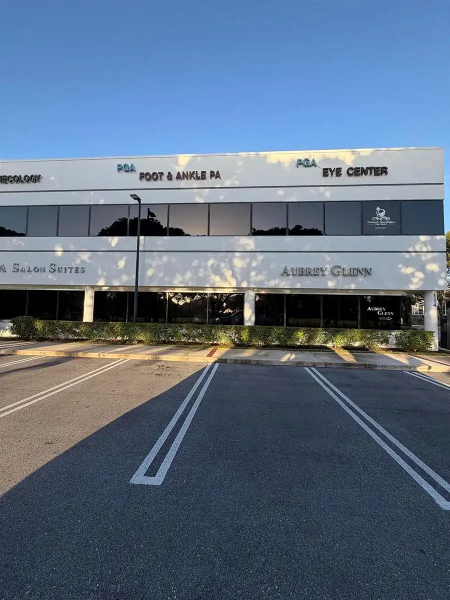 5610 PGA Boulevard # 214, Palm Beach Gardens FL 33418 photo 3