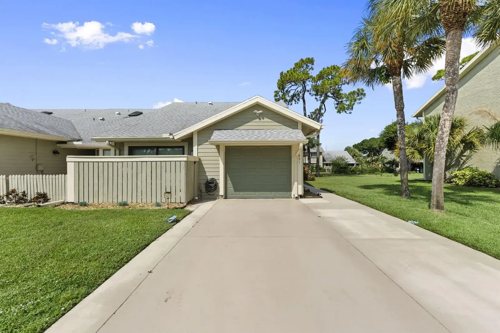 1431 SE COLCHESTER Circle, Port St. Lucie FL 34952