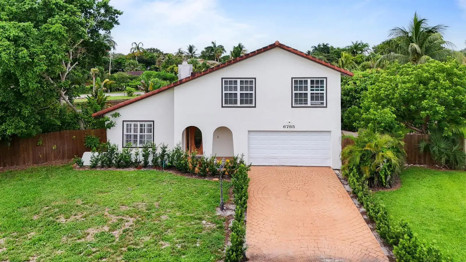 6785 ESCONDIDA Drive, Lake Clarke Shores FL 33406