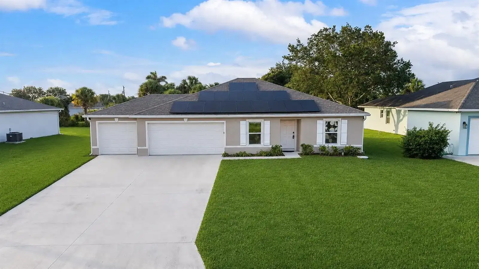 619 SW Hamberland Avenue, Port St. Lucie FL 34953