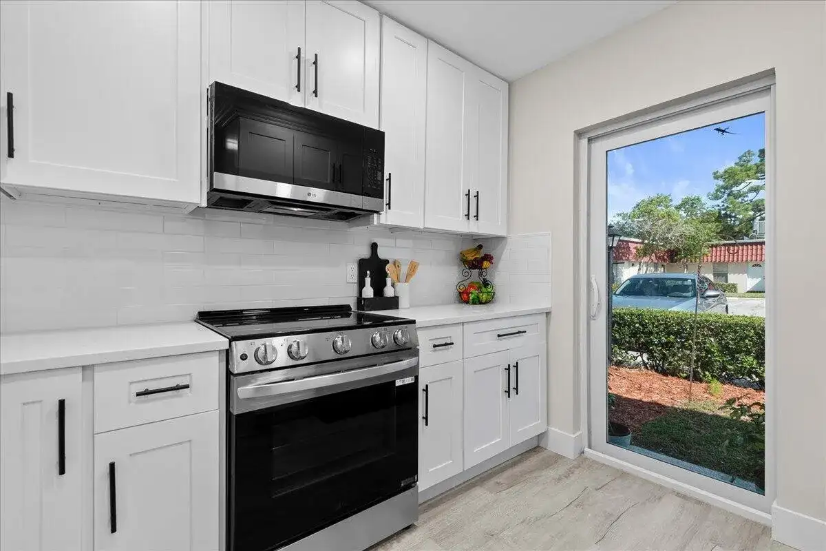 742 Nantucket Circle, Lake Worth FL 33467 photo 3